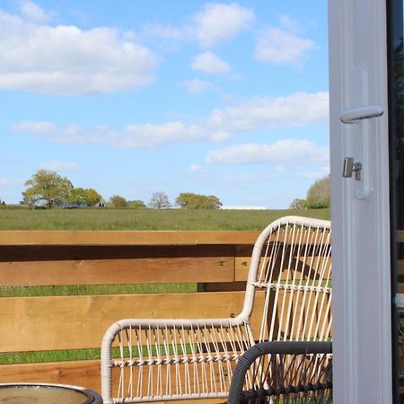The Old Workshop - A Cosy Country Retreat Villa Gloucester Buitenkant foto